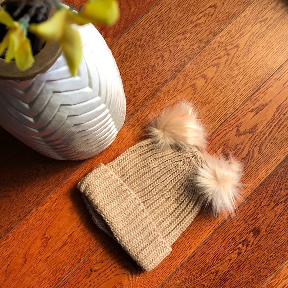 Natasha faux fur double Pom beanie
